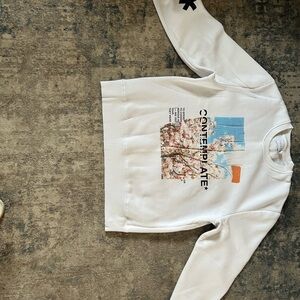 Graphic Sweatshirt with Abstract Design